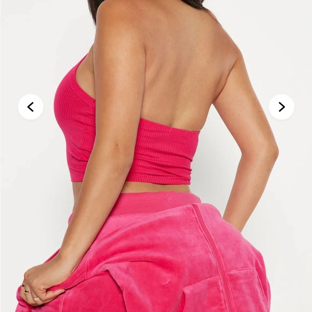 Fashion Nova turn heads